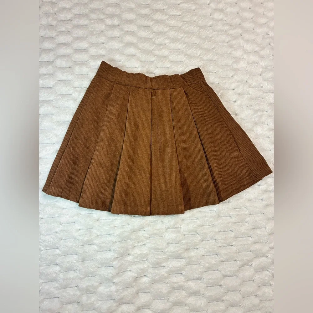 SHEIN Cute vintage coffee pleated corduroy skirt - Size XS